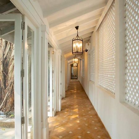 White Banyan Beach Villa, Candolim By The Acacia Villas Bagian luar foto