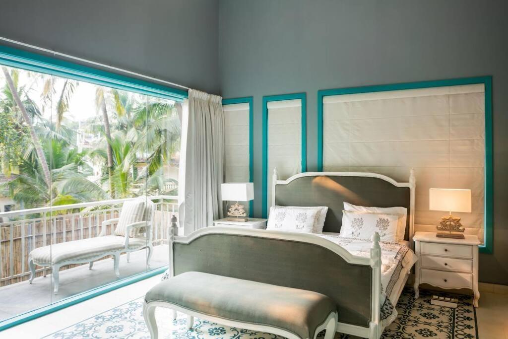 White Banyan Beach Villa, Candolim By The Acacia Villas Bagian luar foto